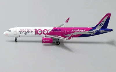 Wizz Air Airbus A321 w/ Sharklets HA-LTD 1:400 JC Wings