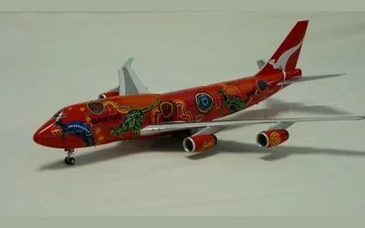 カンタス航空 ボーイング 747-400 VH-OJB