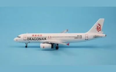 香港ドラゴン航空 エアバス A320-200 VR-HYO