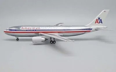 American Airlines Airbus A300-600 N70074 1:200 JC Wings