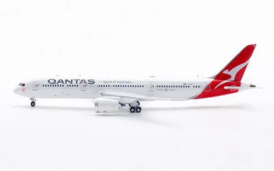 Qantas Airways Boeing 787-9 VH-ZNM 1:400 Aviation400