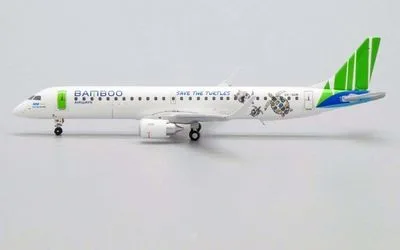 Bamboo Airways Embraer E195 OY-GDB 1:400 JC Wings