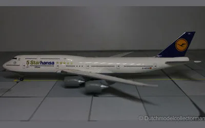 ルフトハンザ航空 ボーイング 747-8 D-ABYM