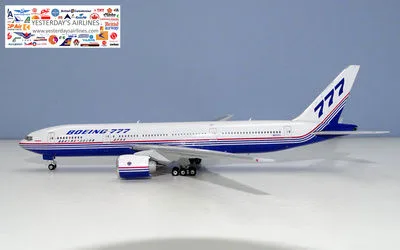 Boeing House Boeing 777-200 N7771 1:400 Phoenix Models
