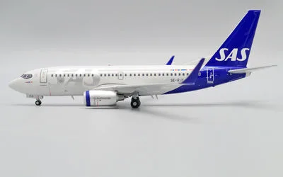スカンジナビア航空 ボーイング 737-700 w/ Winglets SE-RJX