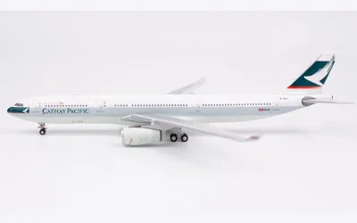 キャセイパシフィック エアバス A330-300 B-HLD 画像1