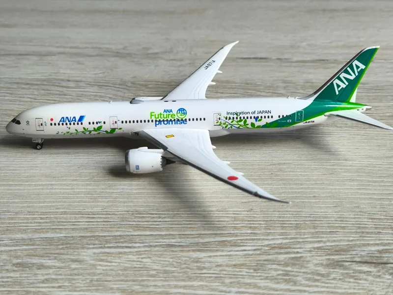 All Nippon Airways (ANA) Boeing 787-9 JA871A 1:400 Phoenix Models