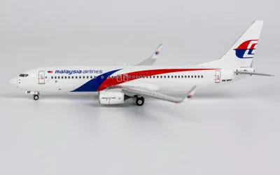 Malaysia Airlines Boeing 737-800 w/ Winglets 9M-MXF 1:400 NG Models