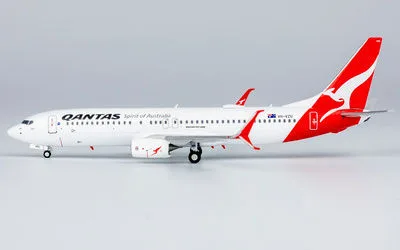Qantas Airways Boeing 737-800 w/ Scimitar Winglets VH-VZU 1:400 NG Models