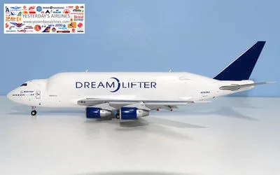 Boeing House Boeing 747LCF N780BA 1:400 JC Wings