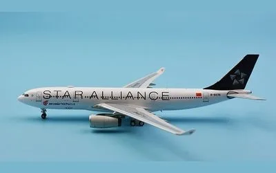 Air China Airbus A330-200 B-6076 1:400 Panda Model
