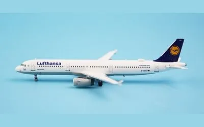ルフトハンザ航空 エアバス A321 D-AIDO 画像1