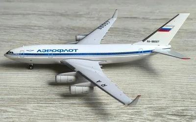 Aeroflot Ilyushin Il-96-300 RA-96007 1:400 Phoenix Models