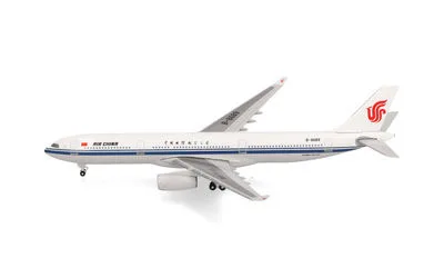 Air China Airbus A330-300 B-8689 1:500 Herpa