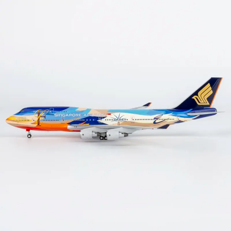 Singapore Airlines Boeing 747-400 9V-SPL 1:400 NG Models