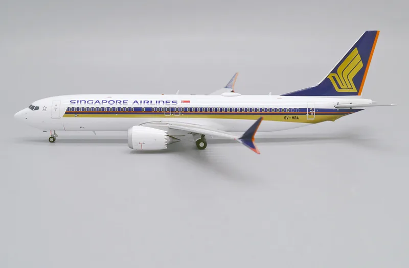 シンガポール航空 ボーイング 737 MAX 8 9V-MBA 画像1