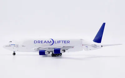 ボーイングハウスカラー ボーイング 747LCF N718BA
