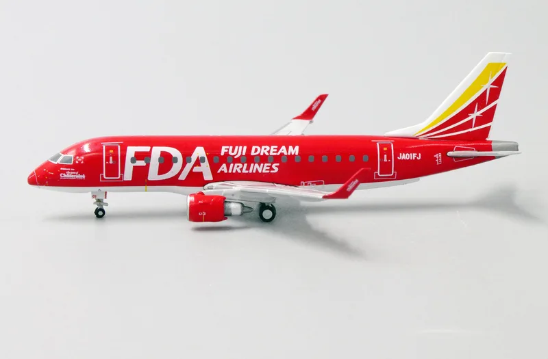 フジドリームエアラインズ エンブラエル E170 JA01FJ