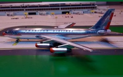 アメリカン航空 ボーイング 720B N7535A 画像1