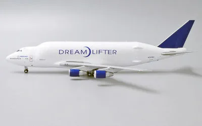 Boeing House Boeing 747LCF N747BC 1:400 JC Wings