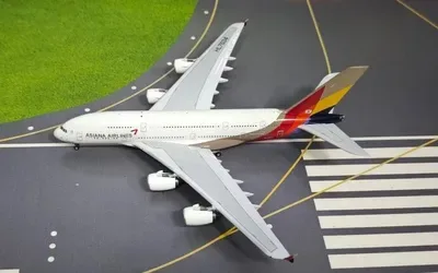 アシアナ航空 エアバス A380-800 HL7634 画像1