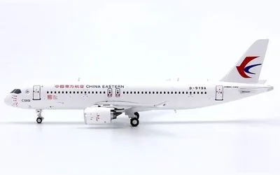 China Eastern Airlines COMAC C919 B-919A 1:400 Panda Model