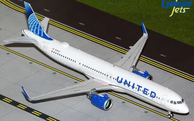 United Airlines Airbus A321neo N14502 1:200 GeminiJets