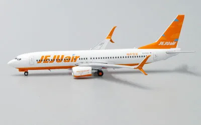 Jeju Air Boeing 737-800 w/ Scimitar Winglets HL8322 1:400 JC Wings