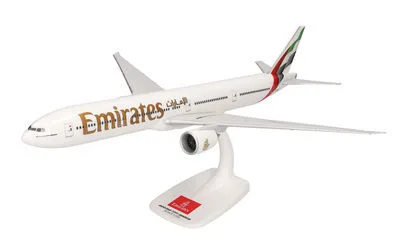 Emirates Boeing 777-300ER A6-ENV 1:200 Herpa