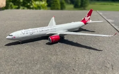 Virgin Atlantic Airbus A330-900 G-VTOM 1:400 Phoenix Models