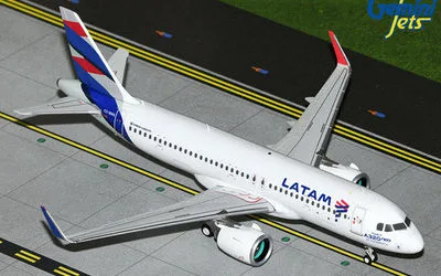 LATAM航空 エアバス A320neo CC-BHG 画像1