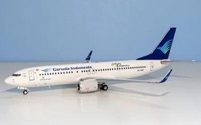 ガルーダ・インドネシア ボーイング 737-800 w/ Winglets PK-GEQ 画像1