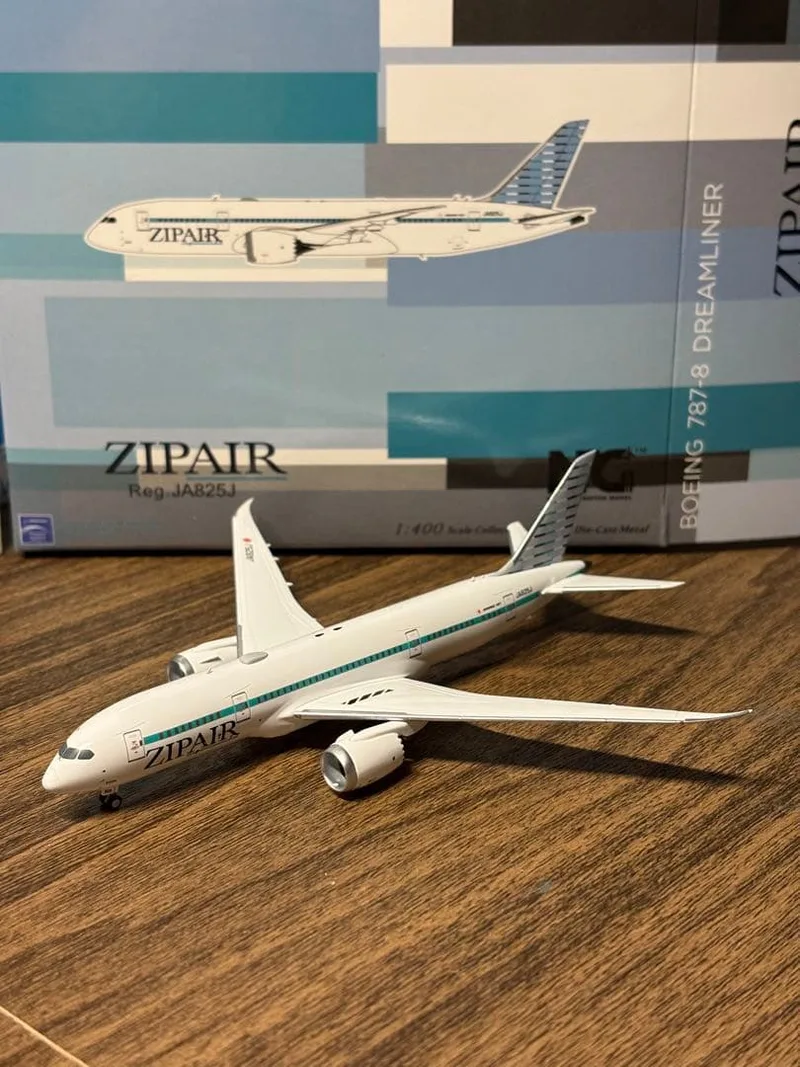 Zipair Tokyo Boeing 787-8 JA825J | 航空模型格納庫モデルハンガー