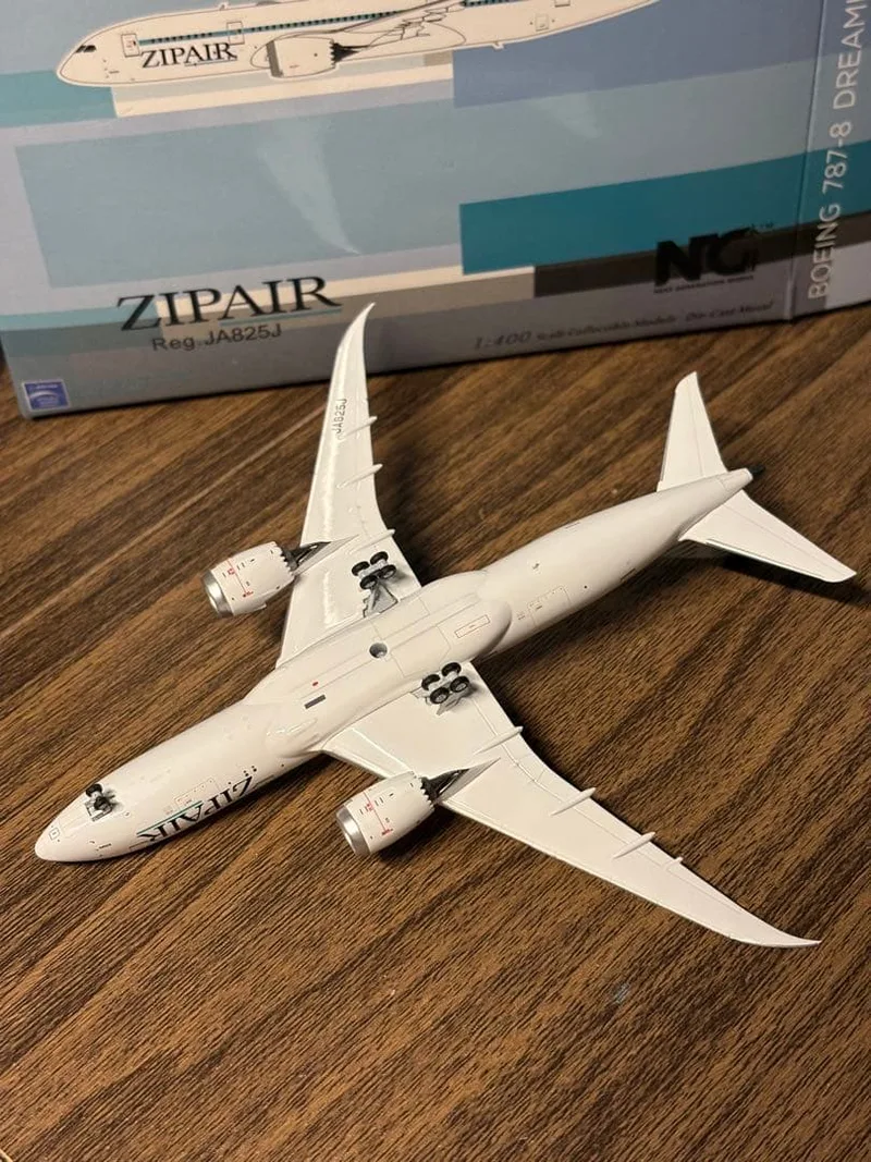 Zipair Tokyo Boeing 787-8 JA825J | 航空模型格納庫モデルハンガー