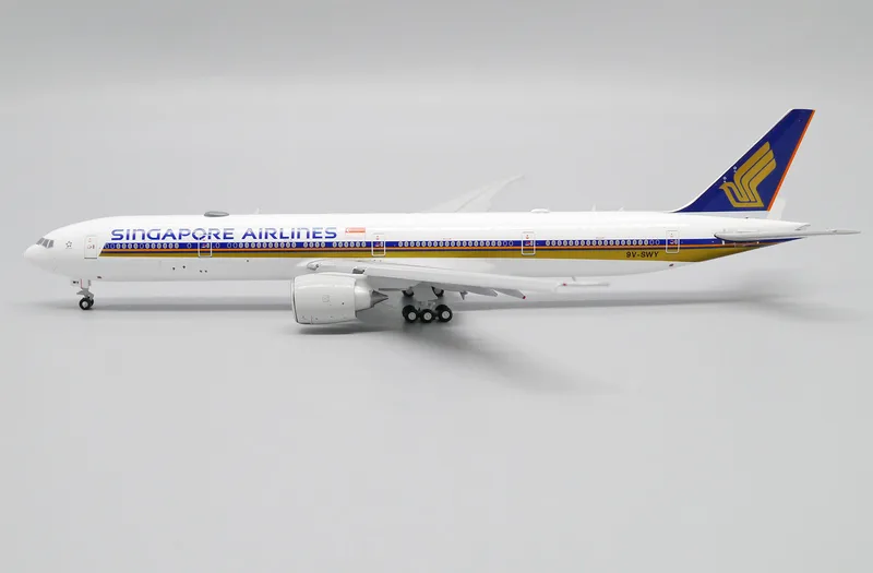 シンガポール航空 ボーイング 777-300ER 9V-SWY 画像1