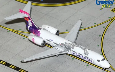 ハワイアン航空 ボーイング 717 N492HA