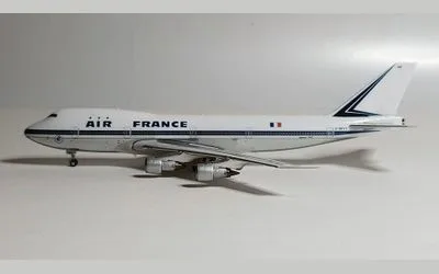 Air France F-BPVC 1:400 Phoenix Models