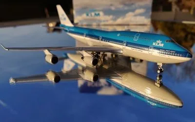 KLM Boeing 747-400M PH-BFR 1:400 Phoenix Models
