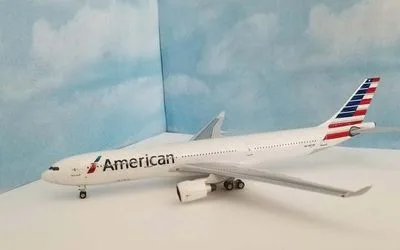 American Airlines Airbus A330-300 N277AY 1:400 Aeroclassics