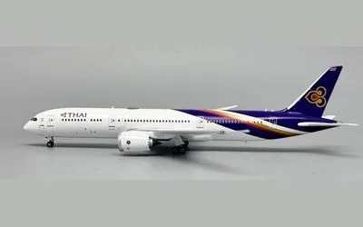 Thai Airways International Boeing 787-9 HS-TWC 1:400 Phoenix Models