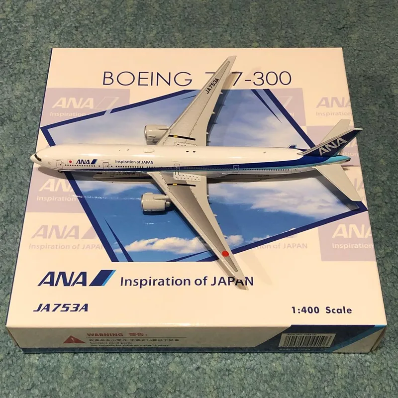 All Nippon Airways (ANA) Boeing 777-300 JA753A 1:400 Phoenix Models