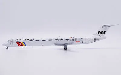 スカンジナビア航空 マクドネル・ダグラス MD-90 LN-ROA