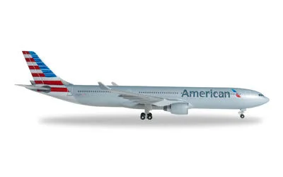 American Airlines Airbus A330-300 N270AY 1:500 Herpa