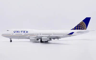 United Airlines Boeing 747-400 N175UA 1:200 JC Wings