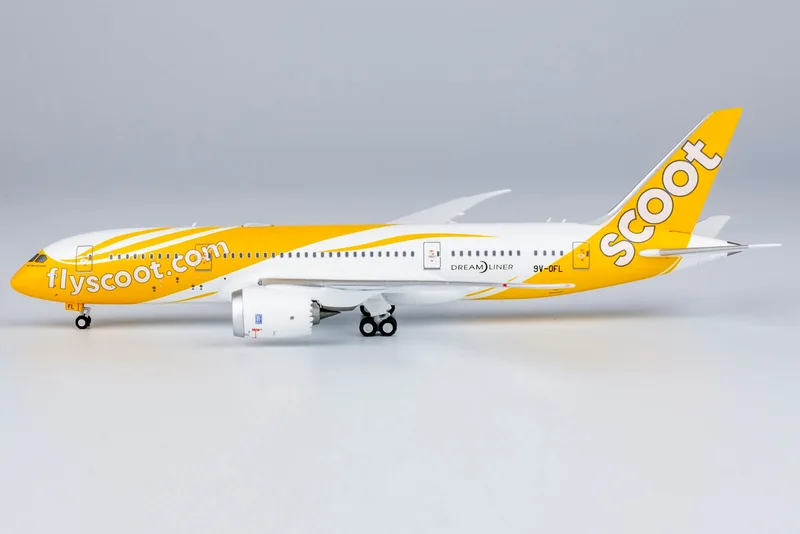 Scoot Boeing 787-8 9V-OFL 1:400 NG Models