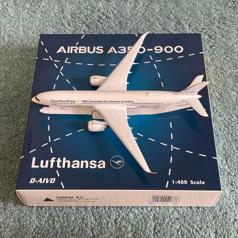 Lufthansa Airbus A350-900 D-AIVD