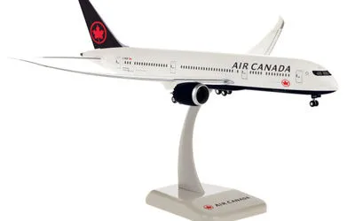 Air Canada Boeing 787-9 C-FRSR 1:200 Hogan