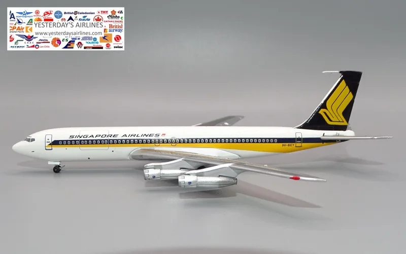 Singapore Airlines Boeing 707-320C 9V-BEY 1:400 Aeroclassics