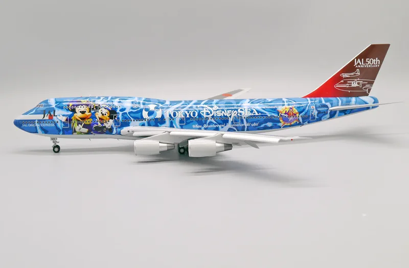 Japan Air Lines (JAL) Boeing 747-400D JA8905 1:200 JC Wings