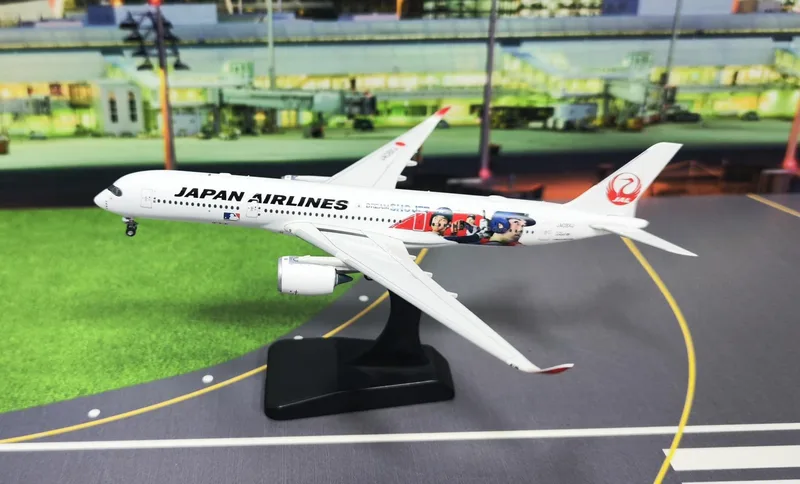 Japan Air Lines (JAL) Airbus A350-900 JA08XJ 1:400 Aviation400